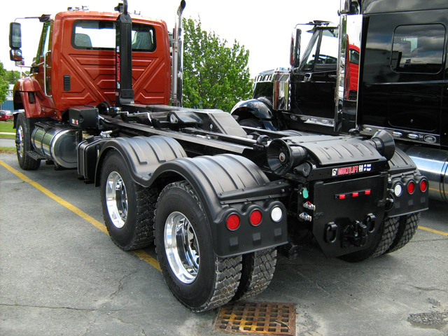 Minimizer Double Deuce Poly Truck Fenders Tandem Axle 52