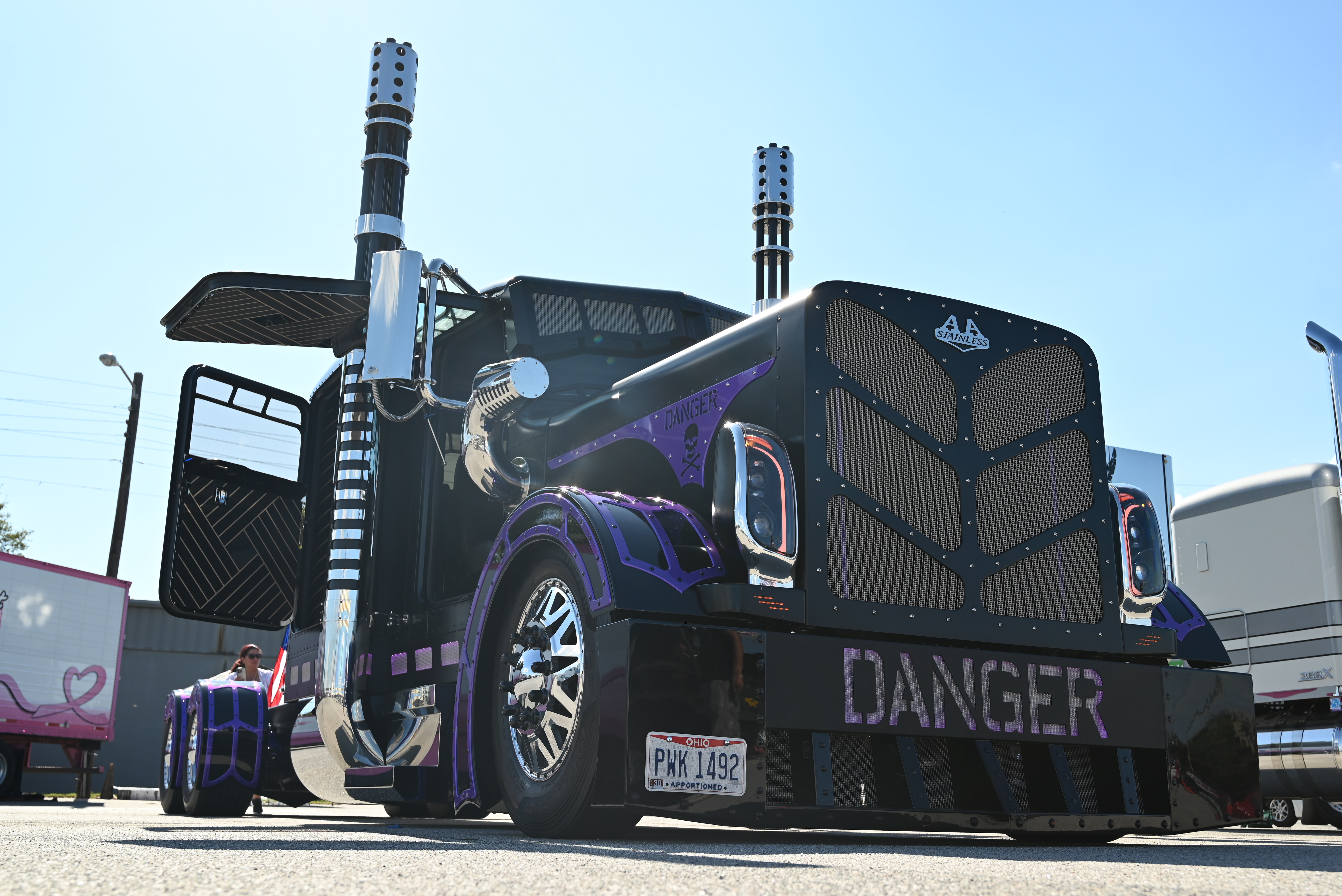 Danger Show Truck